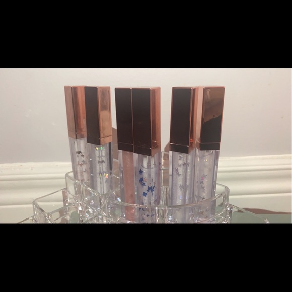 Butterfly Lip Gloss🦋💙 - Picture 1 of 4